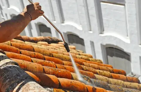 Nettoyage de toitures - Villemotier